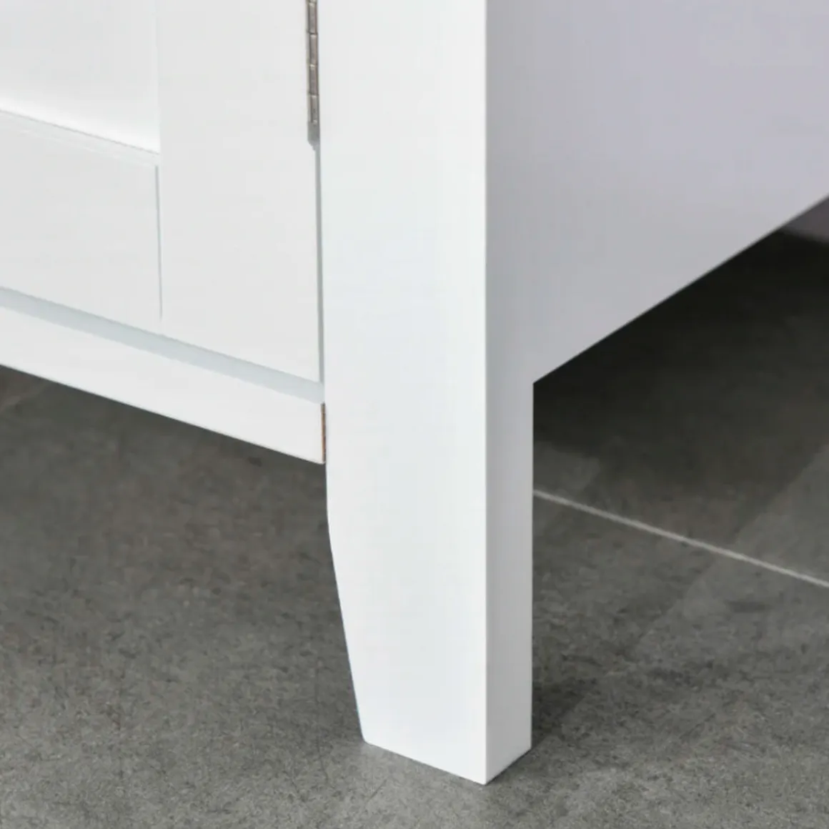 Armario bajo para baño Kleankin 2 puertas + estante ajustable blanco 60x60x30 cm