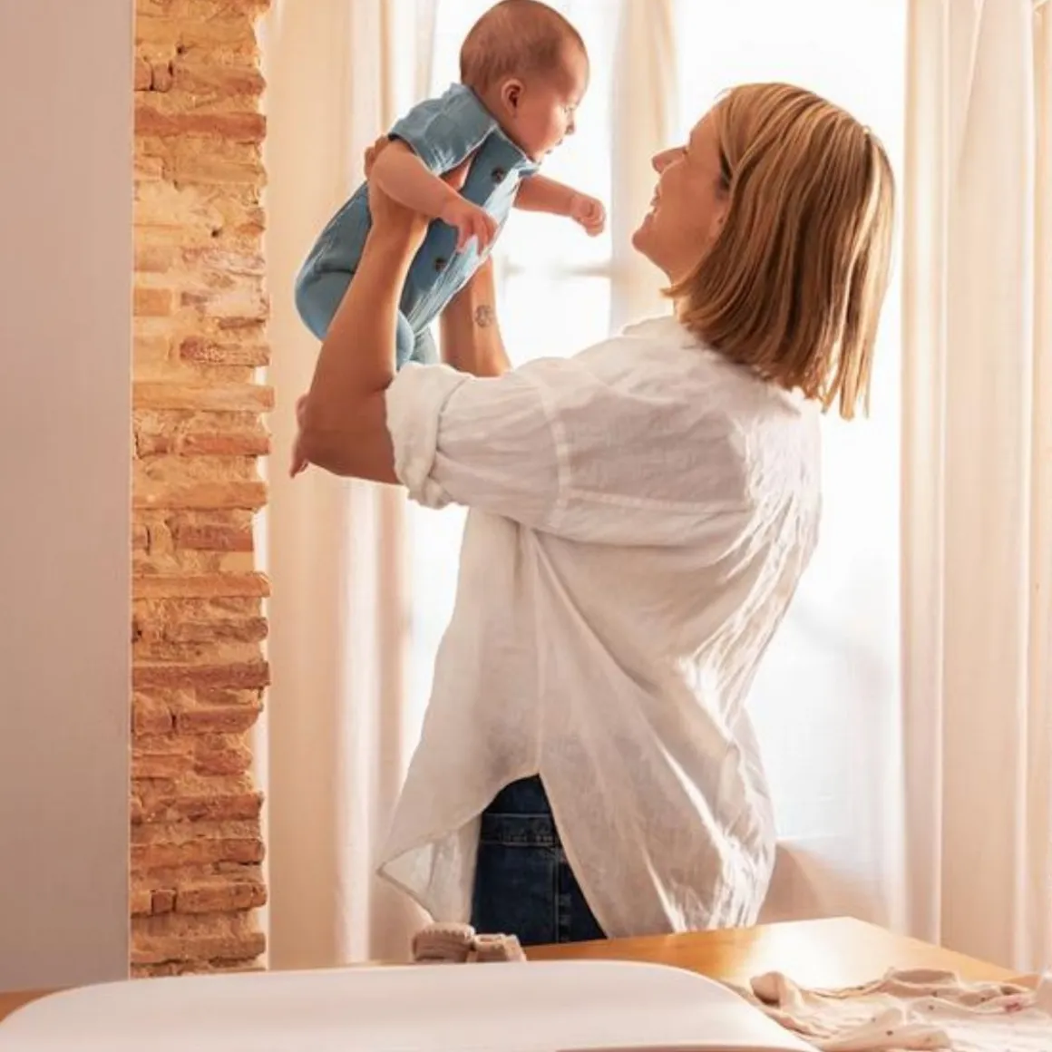 Báscula de bebé Cecotec Nana BabyCare SmartWeight blanco 60x25 cm