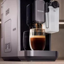 Cafetera automática Cecotec Cremmaet Lungo Latte 19 bares 2L molinillo negro