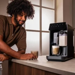 Cafetera automática Cecotec Cremmaet Lungo Latte 19 bares 2L molinillo negro