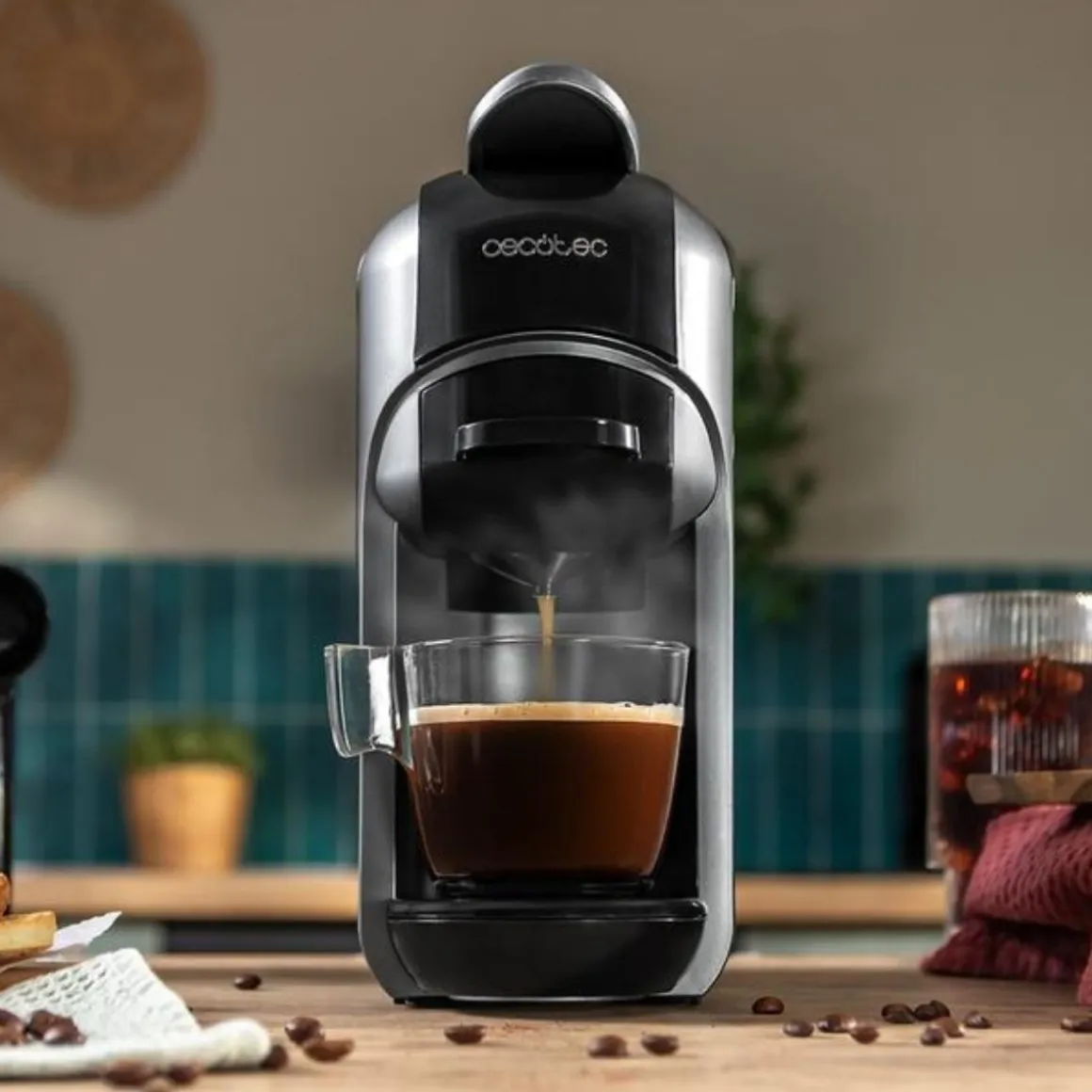 Cafetera espresso FreeStyle Compact multicápsula 3 en 1 negro/inox