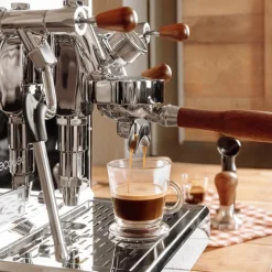 Cafetera superautomática Cecotec Baristeo Iconic 2440W 1,7L 15 bares inox