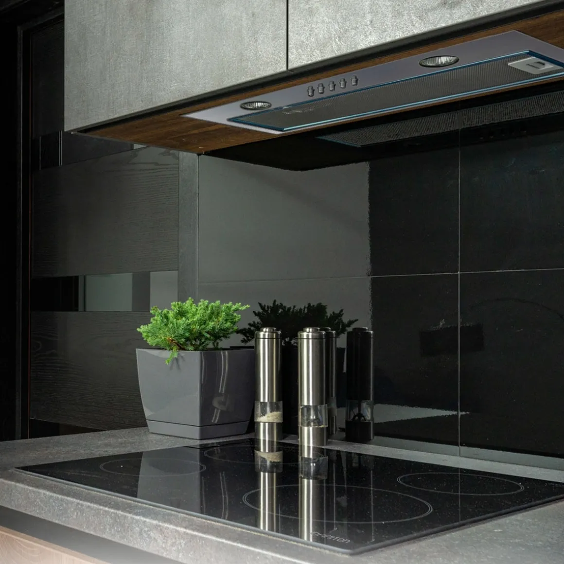 Campana tipo encastre Infiniton CMPG-702 145W 720m3/h 3 velocidades A+ inox 70 cm