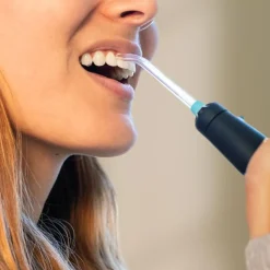 Centro de estación dental Cecotec ToothCare Jet Clean con cepillo dental eléctrico 7 cabezales 600 ml
