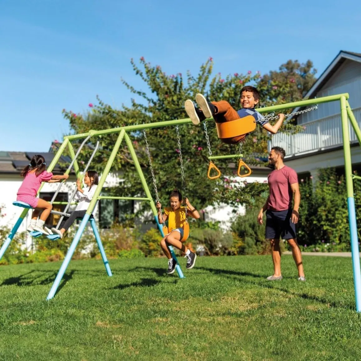 Columpio doble infantil Intex con balancín + barra de trapecio + anillas azul/verde 211x467x254 cm