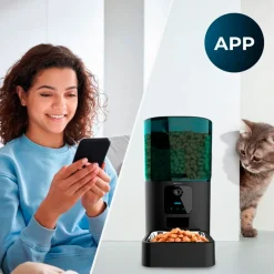 Comedero de mascotas automático Cecotec Pumba 6000 Purrfect Meal Smart Vision 6L WiFi, cámara y micrófono negro