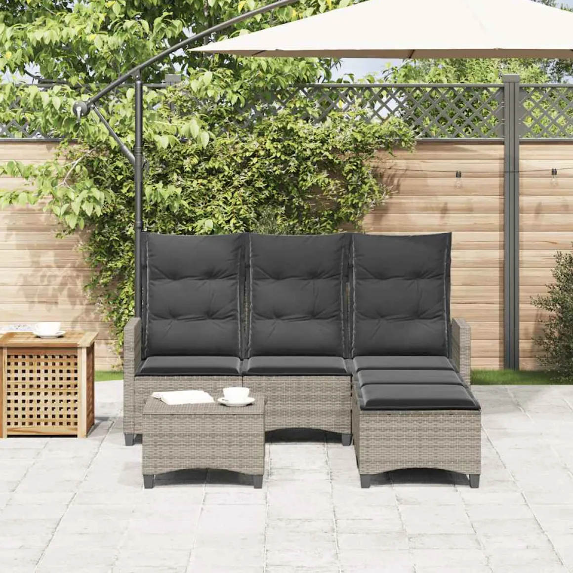 Conjunto de jardín Urki 3 plazas con cojines + reposapiés/mesa 83-91x176x138-125 cm