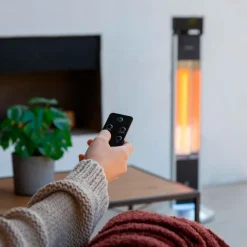 Estufa de exterior Cecotec ReadyWarm 2000 Power Tower 2000W mando a distancia negro