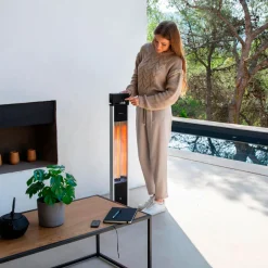 Estufa de exterior Cecotec ReadyWarm 2000 Power Tower 2000W mando a distancia negro