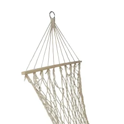 Hamaca de macramé con madera y borlas beige 270x80 cm