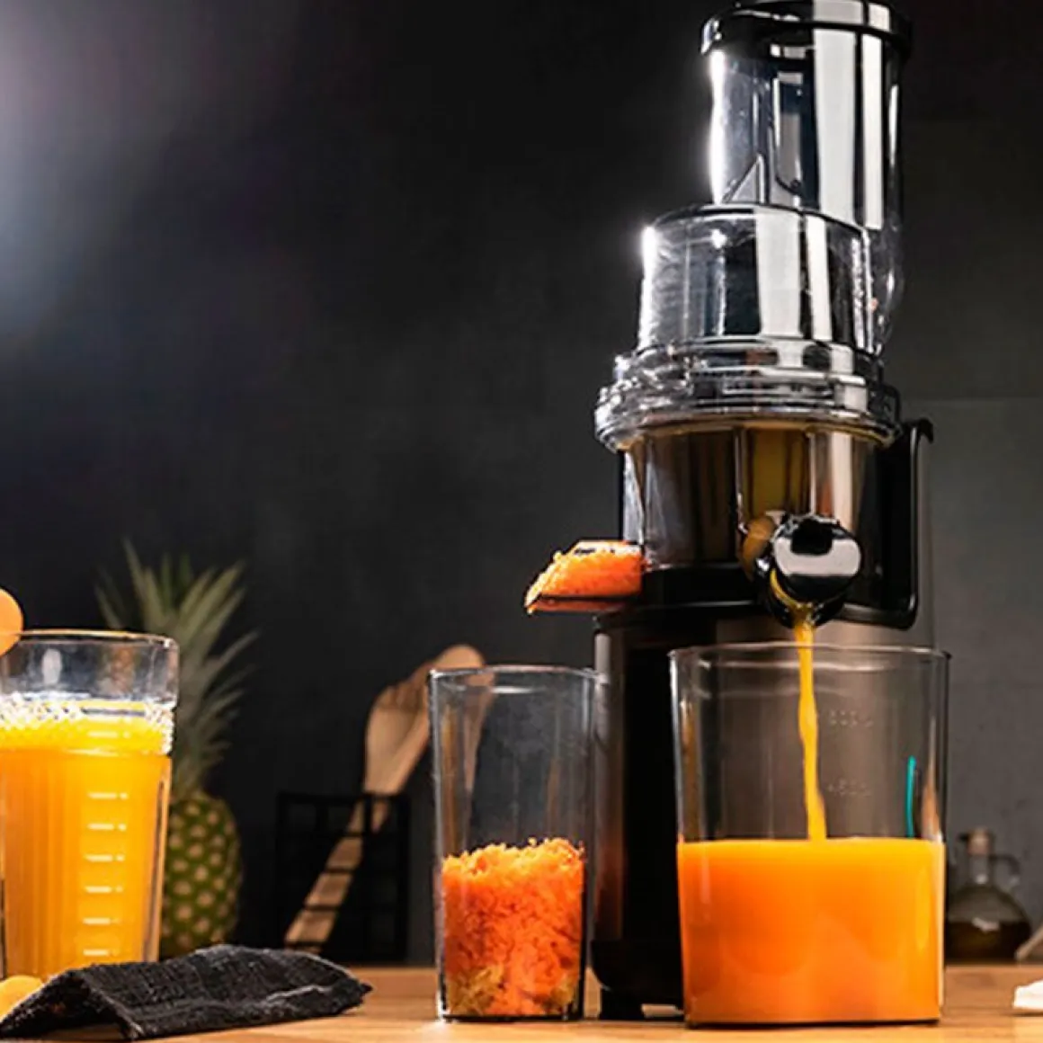 Licuadora de prensa fría Juice&Live 2500 EasyClean 200W 70 rpm canal XL negro