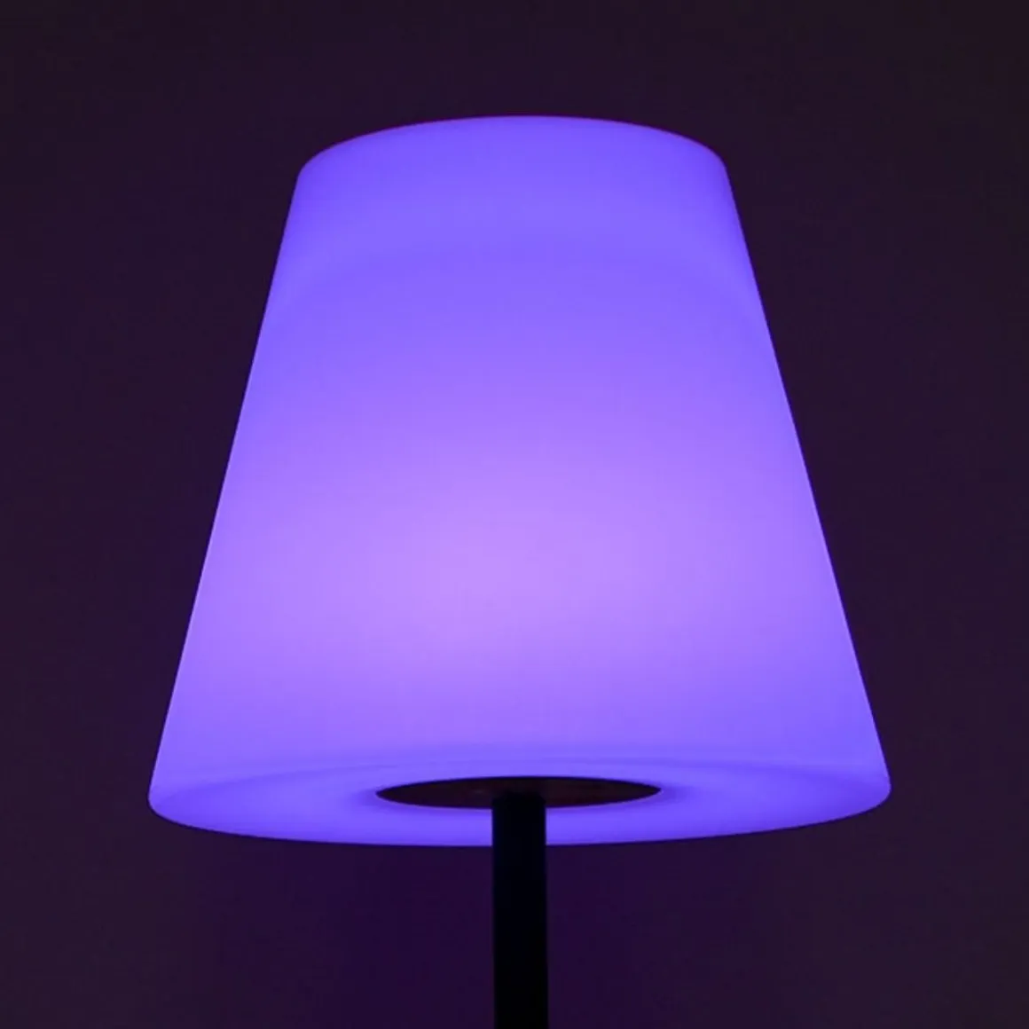 Lámpara de pie Biana Lumit portátil LED RGB con USB + mando blanco Ø34x150 cm
