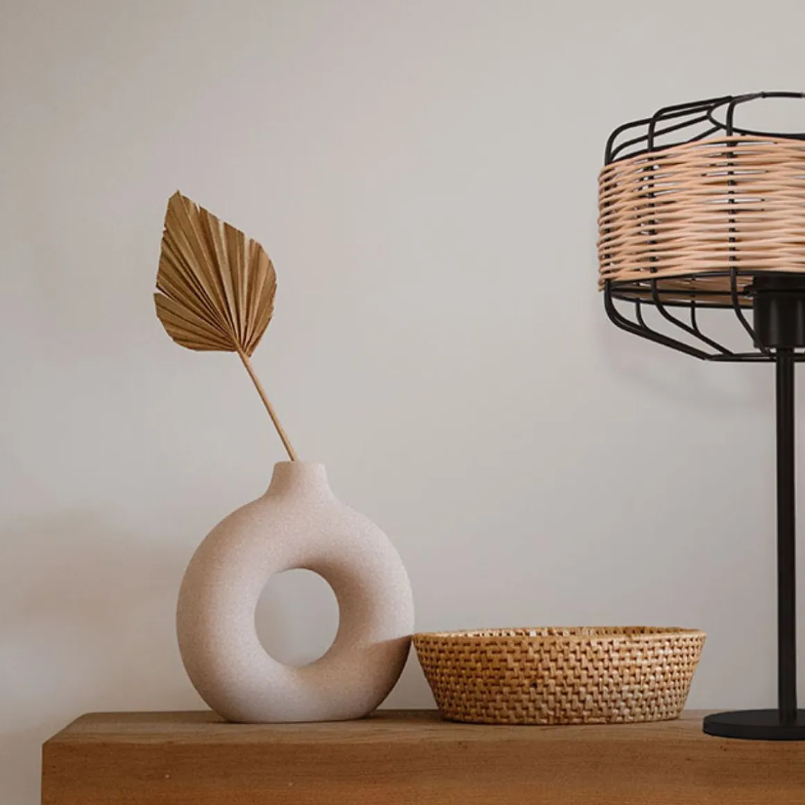 Lámpara de sobremesa Solange Lumit 60W mimbre natural/marrón Ø25x45,5 cm