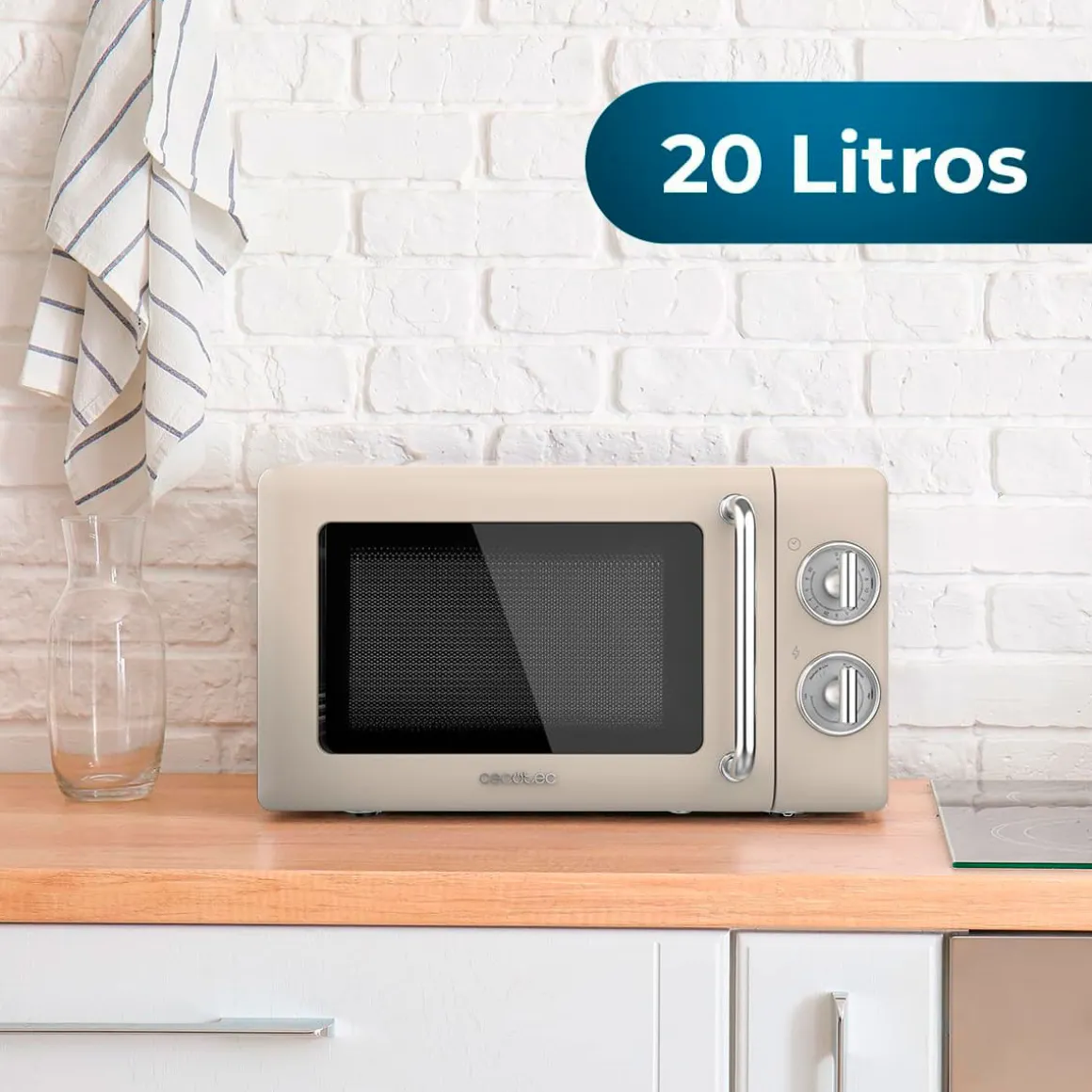 Microondas Cecotec ProClean 3010 Retro 700W 20L diseño vintage
