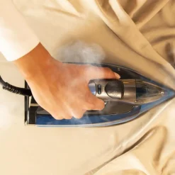 Plancha de vapor Cecotec IronHero 3200 i-Pump Anodized 3200W 285 g/min negro