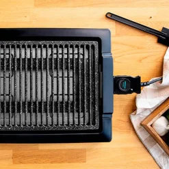Plancha eléctrica Cecotec Tasty&Grill 2000 Inox LineStone 2000W negro/inox