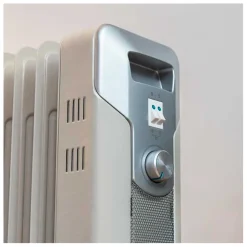Radiador de aceite Cecotec ReadyWarm 7000 Space 7 módulos 1500W blanco