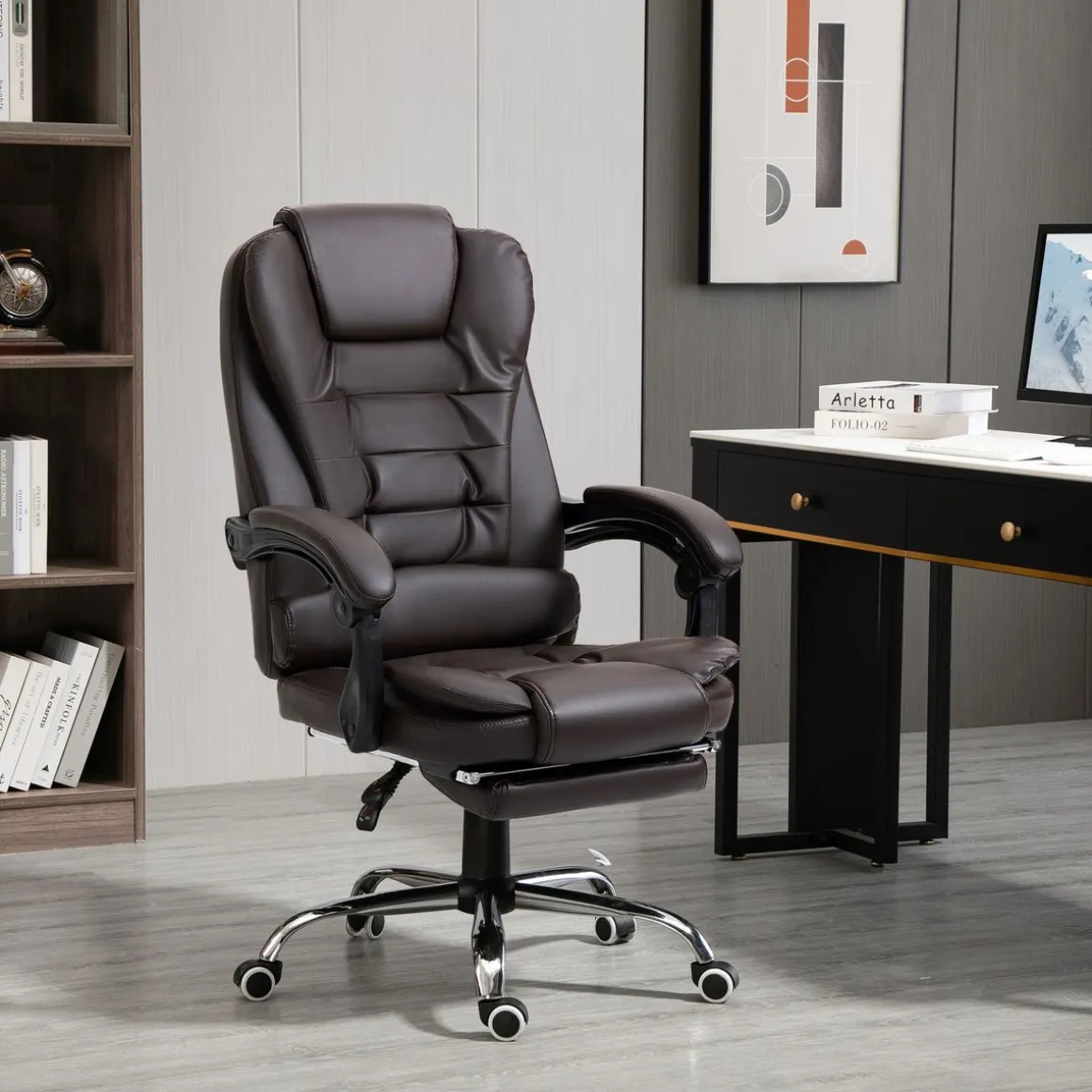 Silla de oficina Adar Homcom con reposapiés reclinable marrón oscuro 109-117x64,5x69 cm