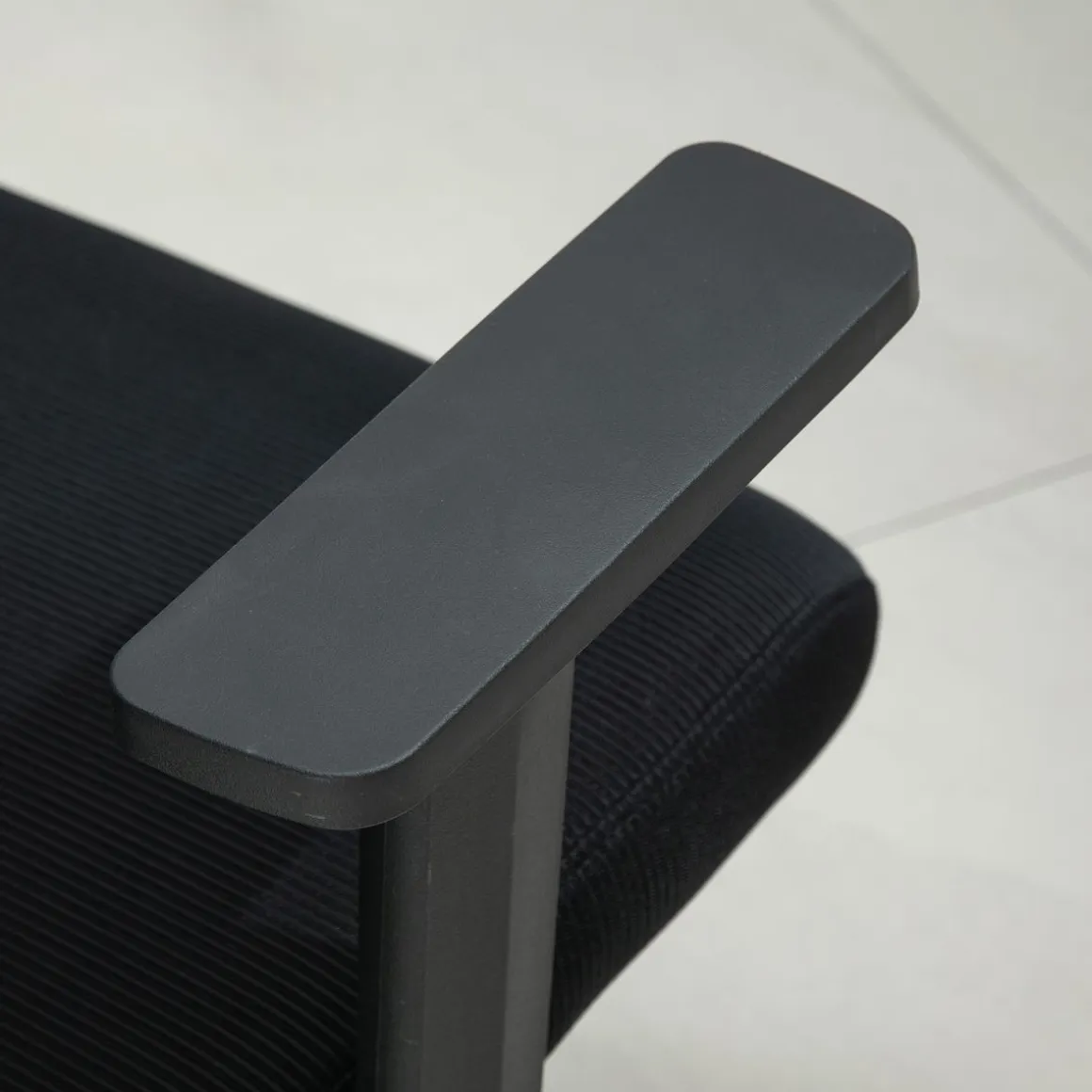Silla de oficina Salu Vinsetto altura ajustable reclinable 120,9-128,9x64x61 cm