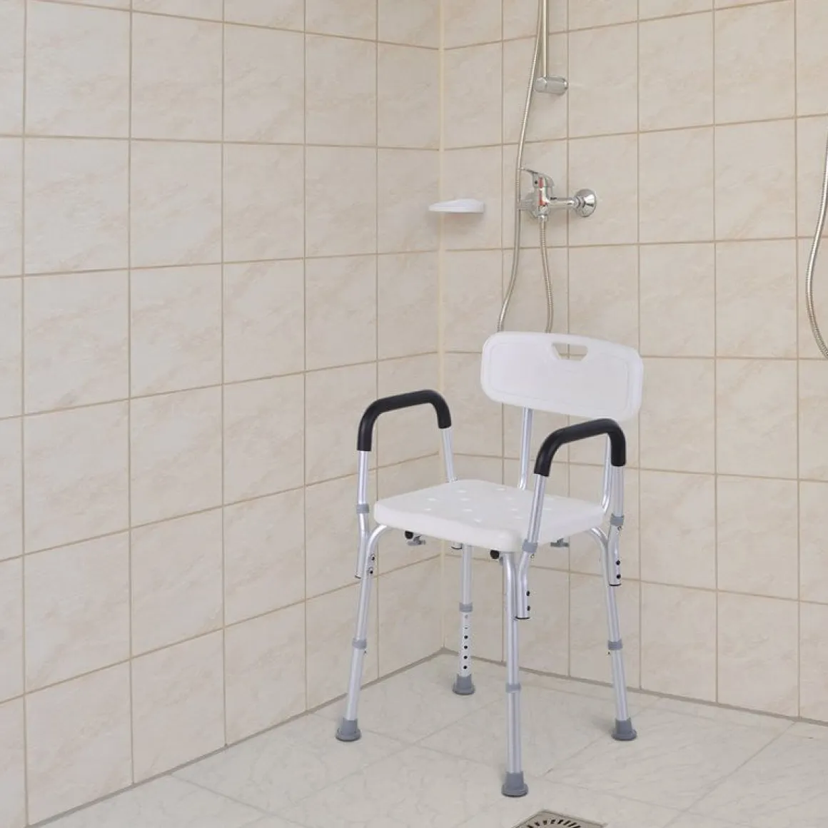 Silla para ducha Homcom regulable con respaldo+reposabrazos blanco 71-84x51,5x43,5 cm