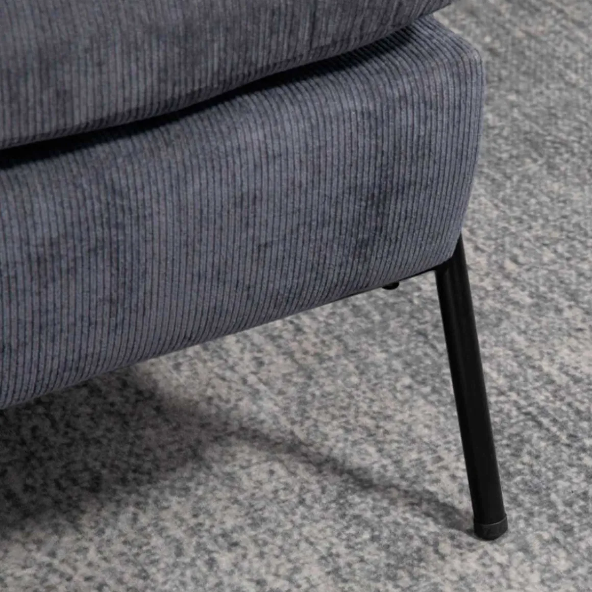 Sillón relax Homcom con reposapiés y respaldo ajustable tapizado pana 88x68x91,5 cm