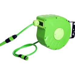 Soporte portamanguera Outsunny para pared 10 m verde