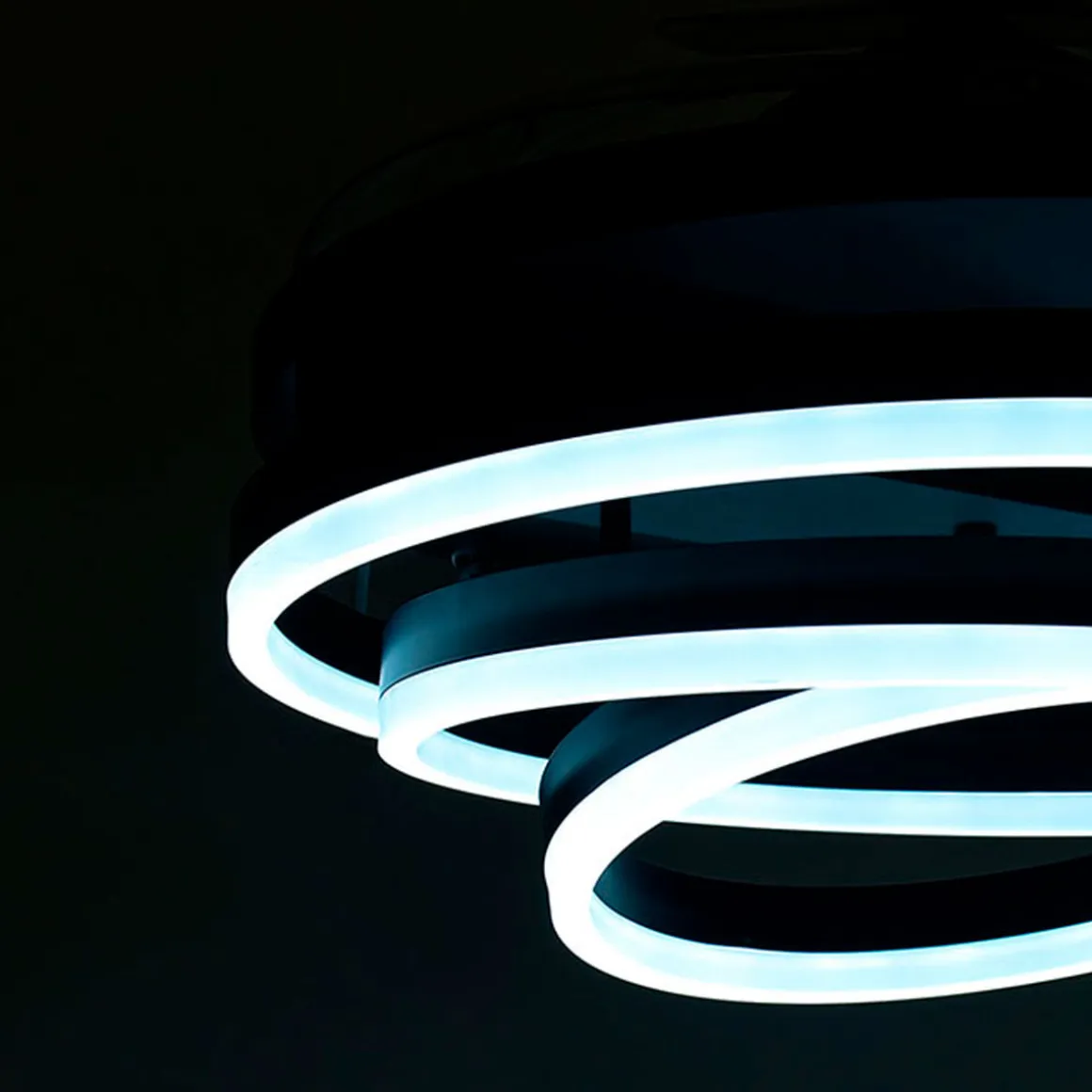 Ventilador de techo Sfera Bel Air 72W aspas retráctiles mando a distancia Ø108 cm